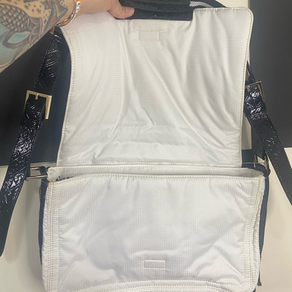 L.A.M.B. Y2K WESTWOOD MESSENGER FLAP BAG WHITE GWEN STEFANI BLACK GOLD PURSE - Picture 8 of 11